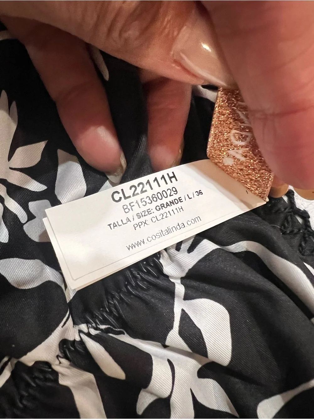 Cosita Linda Nature’s Nomads Reversible Bikini Set Black White L NWT
